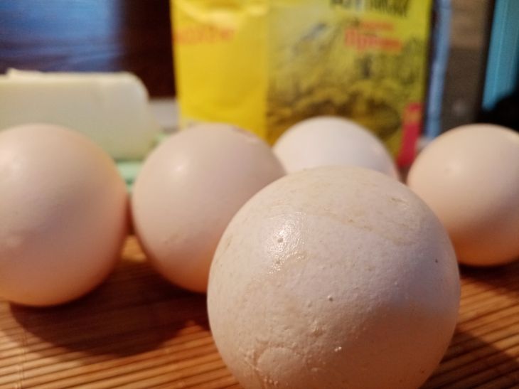 Как отличить сырое яйцо от вареного: лайфхак, проверенный всеми Как отличить сырое яйцо от вареного: лайфхак, проверенный всеми