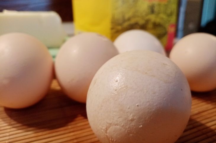 Какие яйца никогда нельзя покупать в супермаркетах: даже если свежие Какие яйца никогда нельзя покупать в супермаркетах: даже если свежие