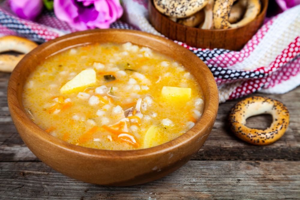 Картофель в рассольнике получается твердым и безвкусным: все дело в одной ошибке Картофель в рассольнике получается твердым и безвкусным: все дело в одной ошибке