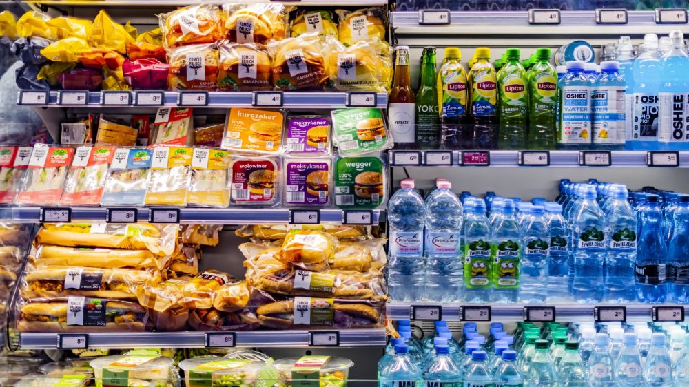 На эти товары в продуктовых даже не смотрите: заплатите за просрочку На эти товары в продуктовых даже не смотрите: заплатите за просрочку