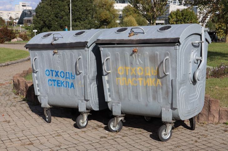 Отравляют воздух: эти опасные отходы многие россияне годами хранят в кладовке Отравляют воздух: эти опасные отходы многие россияне годами хранят в кладовке