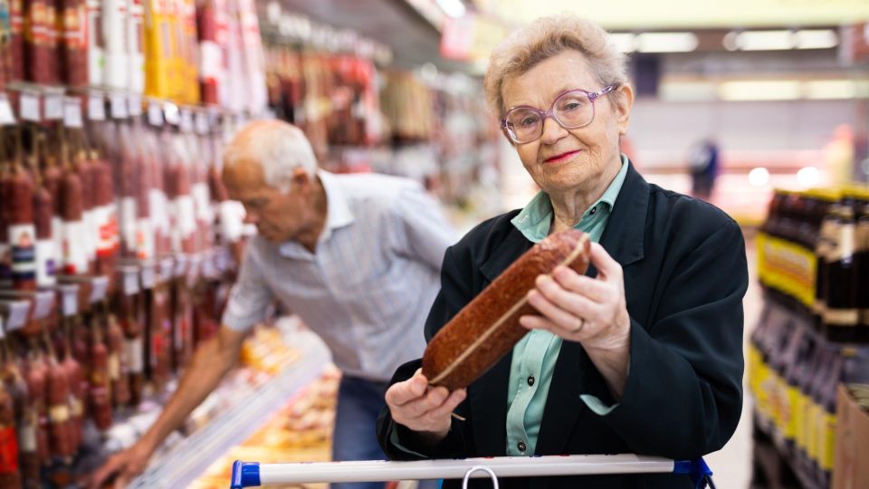 Вместо вредных субпродуктов: это блюдо в сто раз вкуснее покупной колбасы Вместо вредных субпродуктов: это блюдо в сто раз вкуснее покупной колбасы