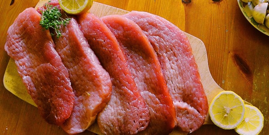Важный вопрос о влиянии красного мяса на здоровье человека: регулярное употребление этого продукта влияет на увеличение риска развития рака — как минимизировать опасность Важный вопрос о влиянии красного мяса на здоровье человека: регулярное употребление этого продукта влияет на увеличение риска развития рака — как минимизировать опасность
