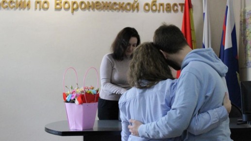   10 :      