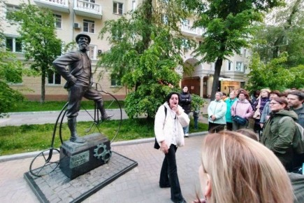   л          