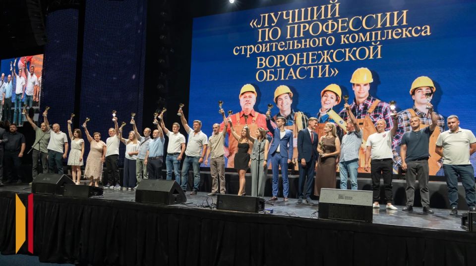   л   