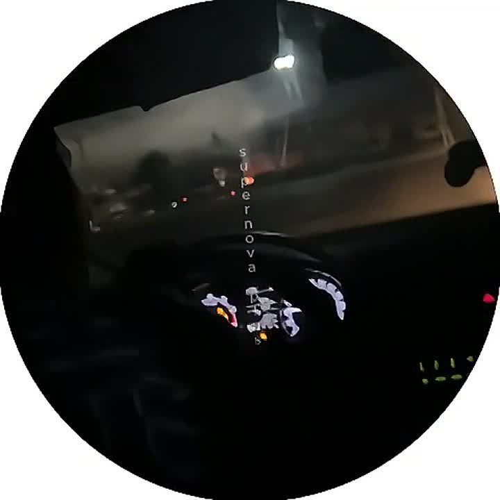      /   