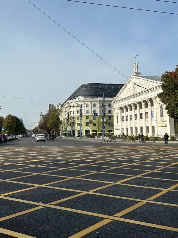 Вафельная разметка появилась на площади Ленина