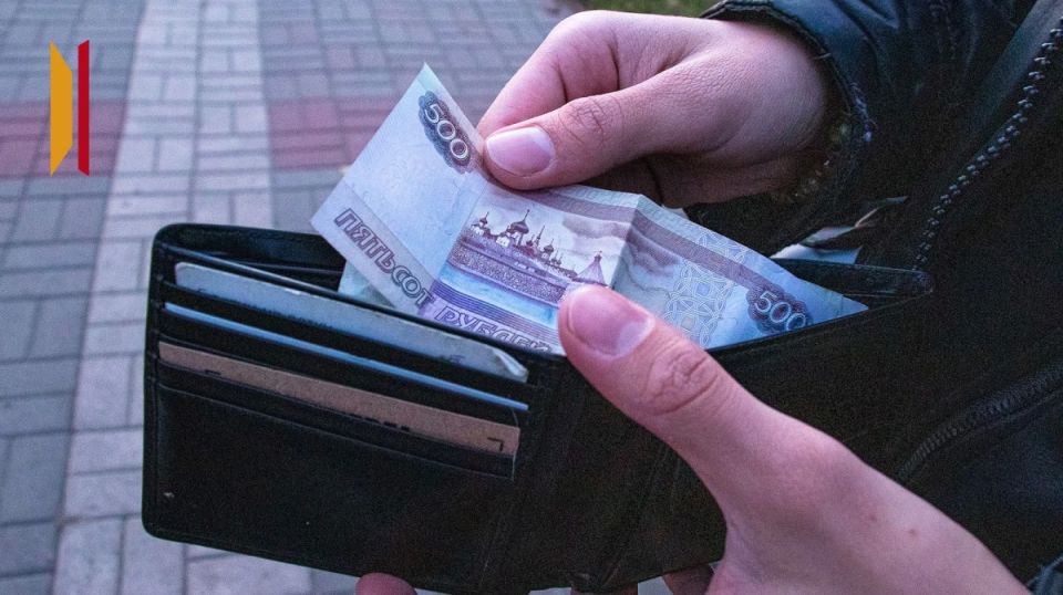 В Воронежской области замначальника депо украл у компании 80 тыс рублей на покупке кабеля и медных наконечников давай