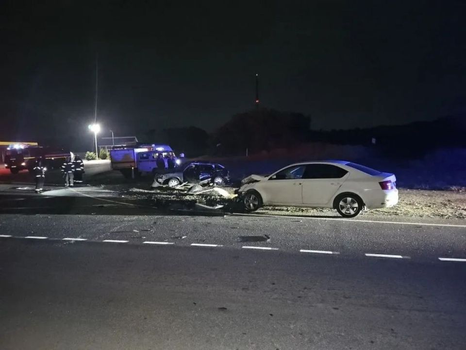 Водитель отечественной легковушки погиб в ДТП на трассе в Россошанском районе