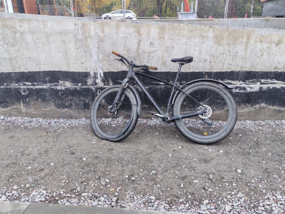 Сотрудники Госавтоинспекции устанавливают обстоятельства смертельного ДТП с участием автобуса в Воронеже