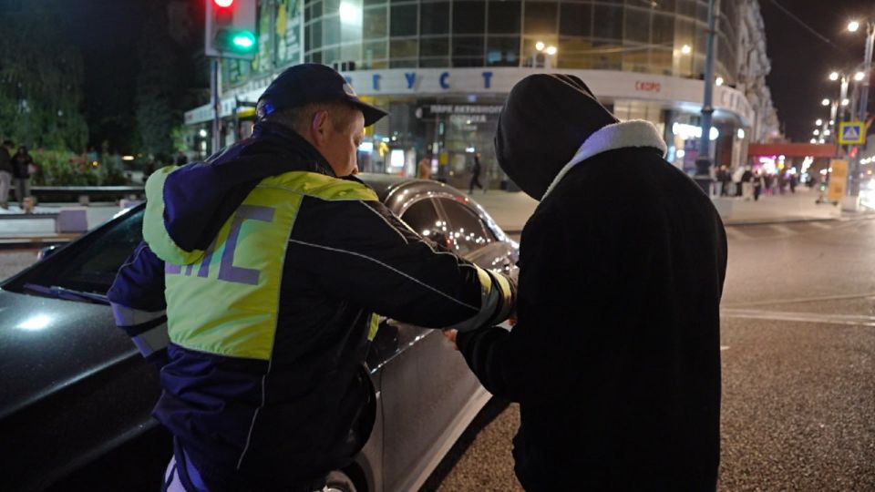 Воронежские полицейские проверили профилактический рейд в самом сердце города