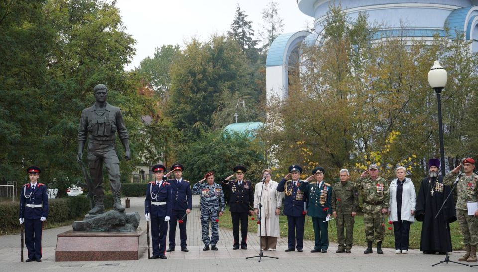 В Воронеже сотрудниками регионального следственного управления СК России проведено торжественное мероприятие в рамках Всероссийской акции памяти павших воинов России «Дни Белых Журавлей»