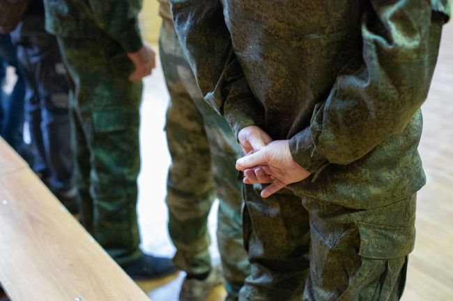 Шестерых мигрантов-уклонистов с российским гражданством выявили в ходе рейда в Советском районе Воронежа