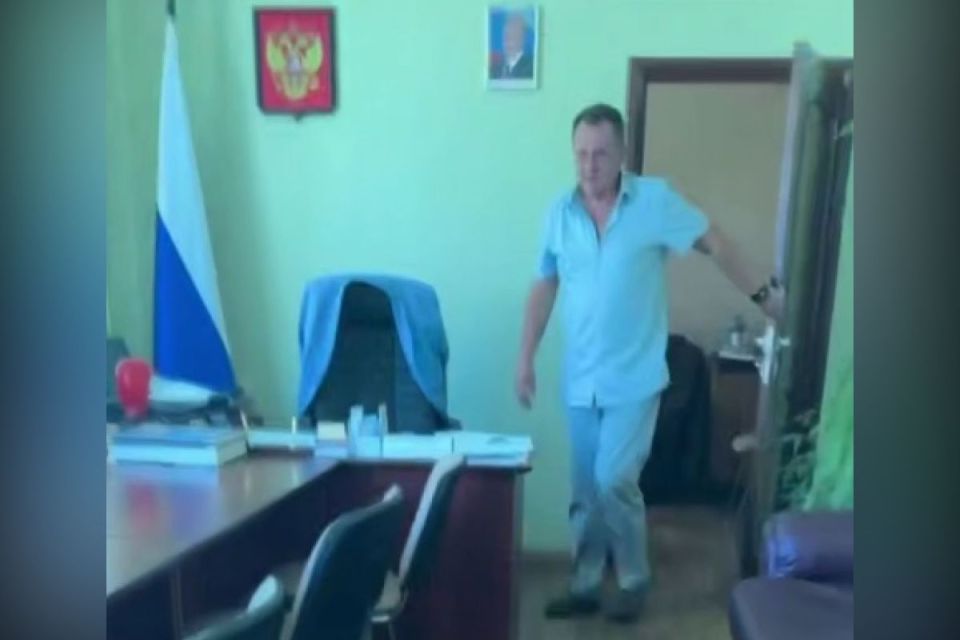 Директора воронежской школы № 30 уволили после громкого скандала