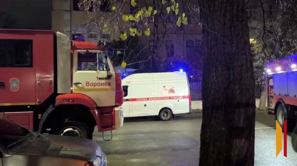 В Воронеже на улице Студенческой произошел пожар в доме, где расположен детский сад