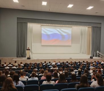 Сотрудник регионального следственного управления СК России встретился со школьниками