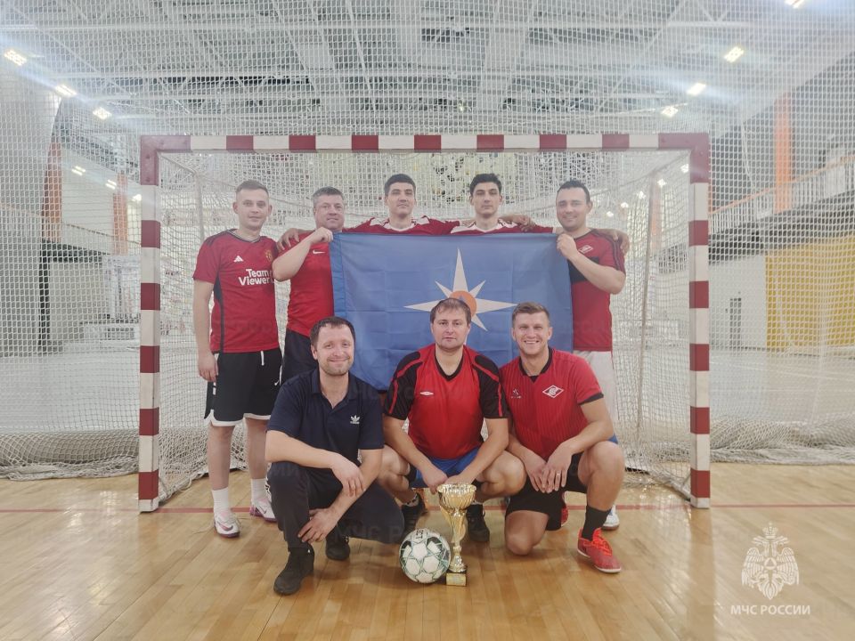 Cоревнования по мини-футбoлу