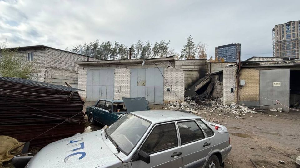 Пострадавший при взрыве в гаражном кооперативе 24-летний воронежец находится в реанимации