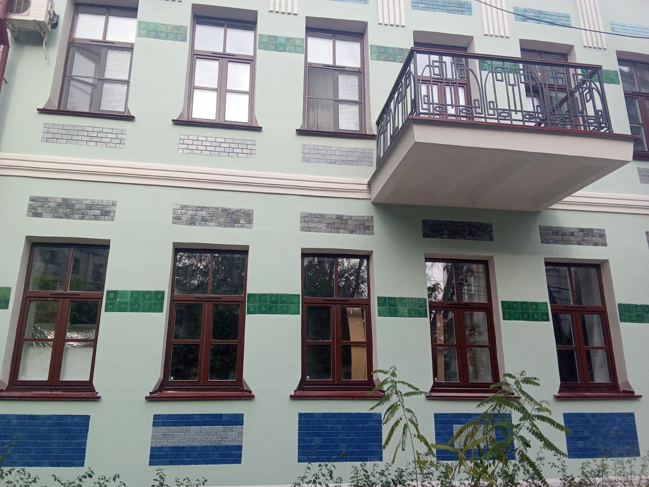 На улице Алексеевского в Воронеже обрел вторую жизнь памятник архитектуры – Дом купца Тихона Лагутина