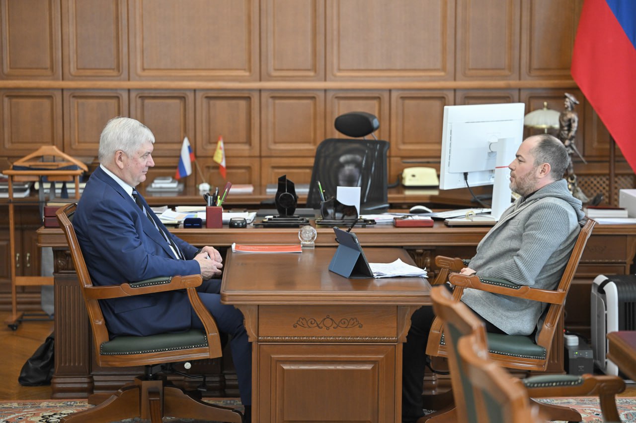 Александр Гусев обсудил с Романом Асхабадзе усиление «Факела»