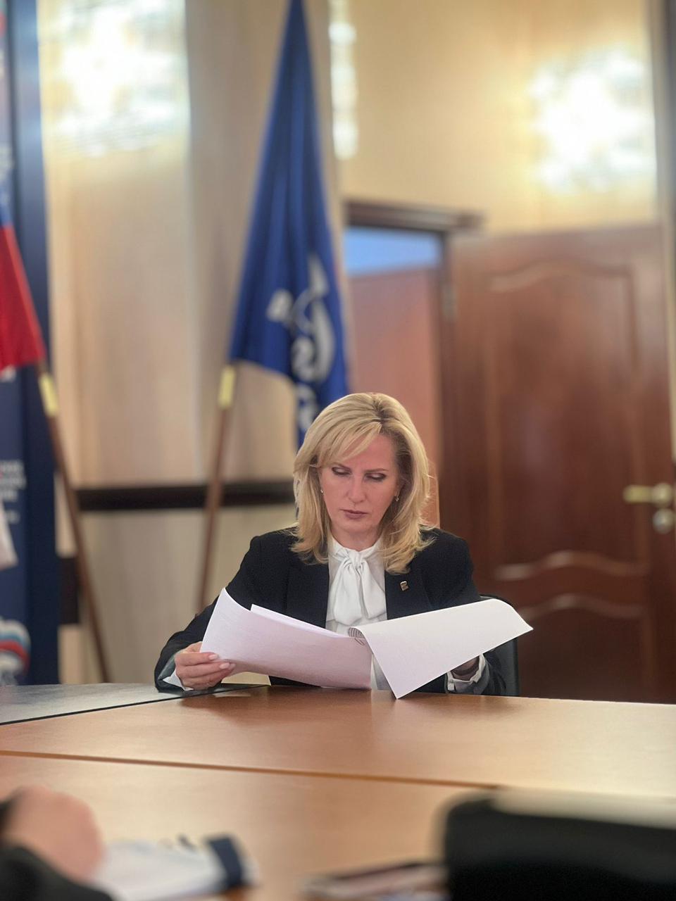 29 октября в рамках федерального партийного проекта «Новая школа» состоялось актуальное селекторное совещание, в котором приняла участие депутат Воронежской городской Думы Марина Бочарова