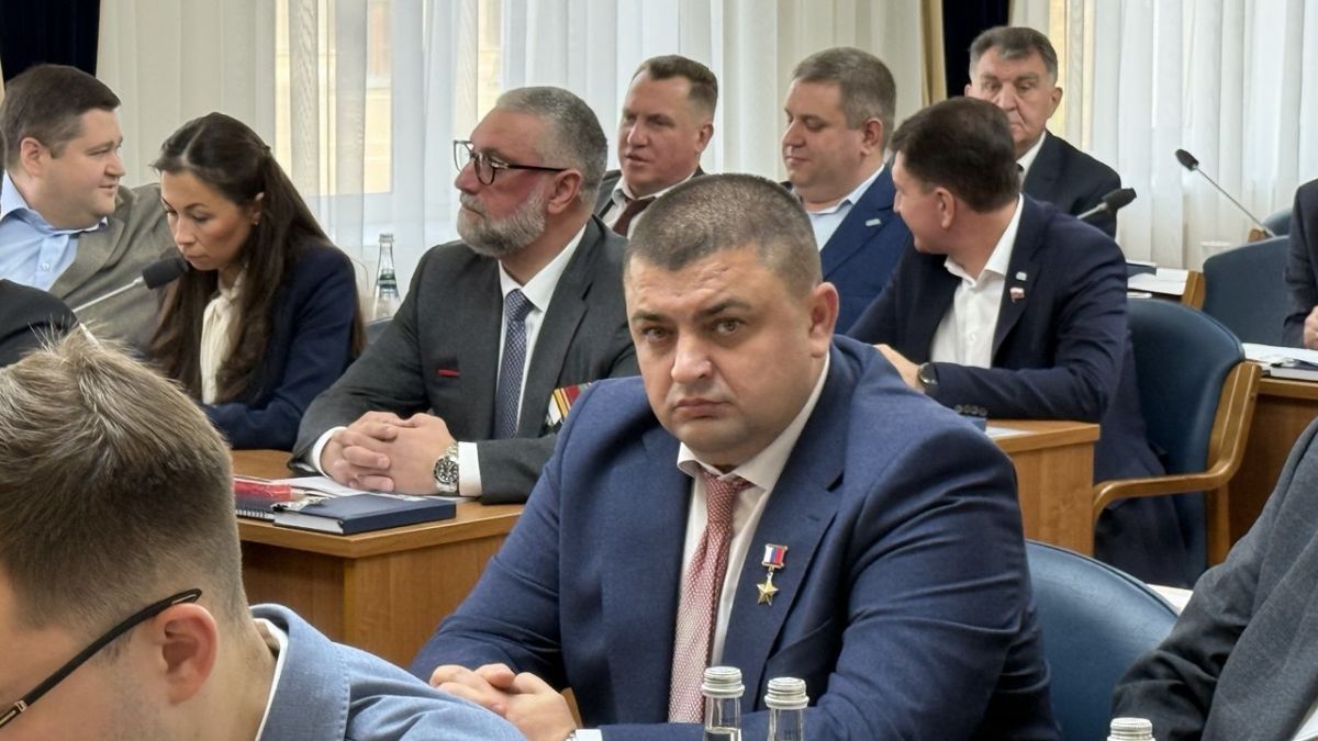 Председатель Воронежской городской думы Дьяченко уволен в запас