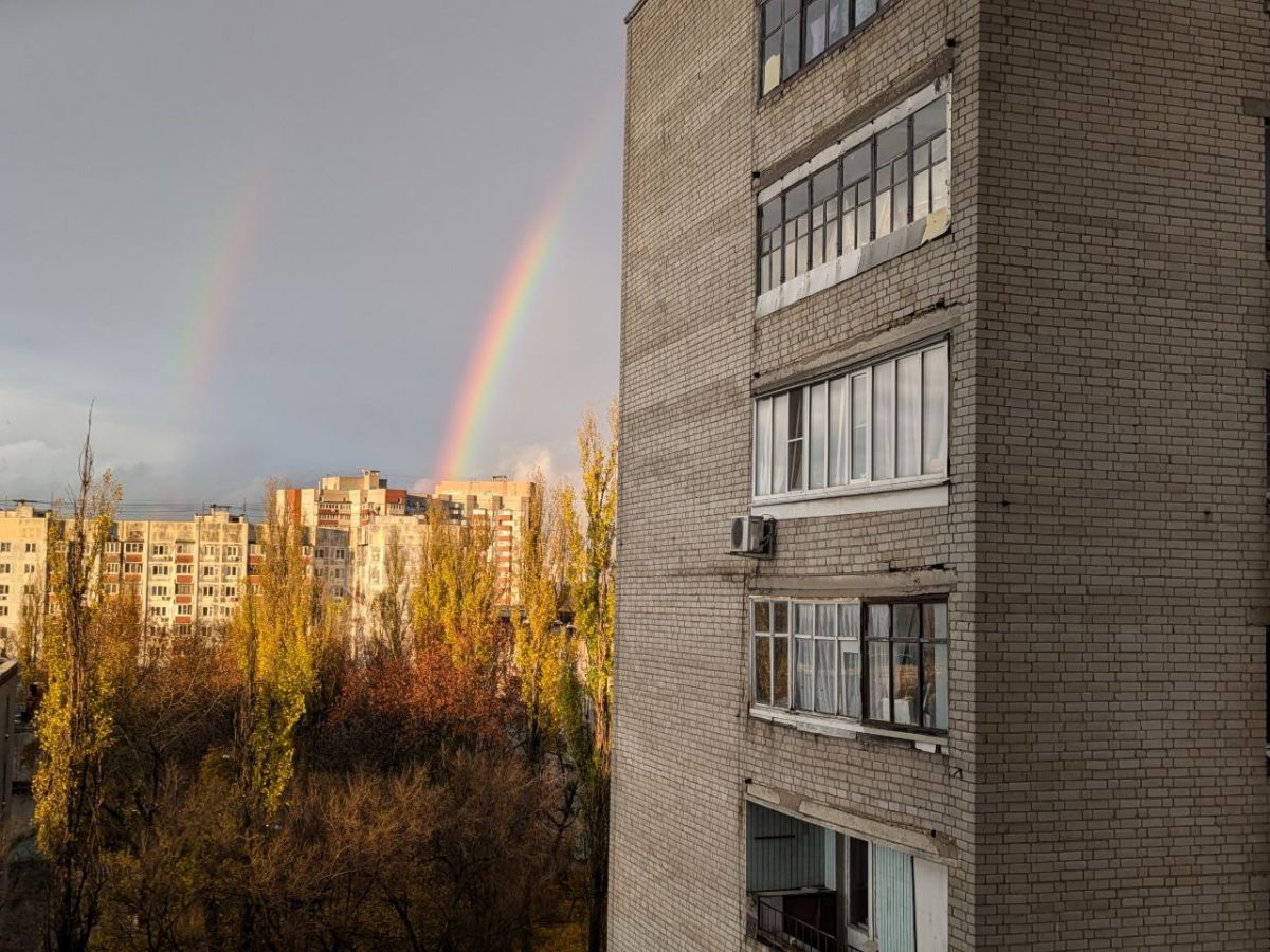 Невероятная двойная радуга украсила осеннее небо над Воронежем