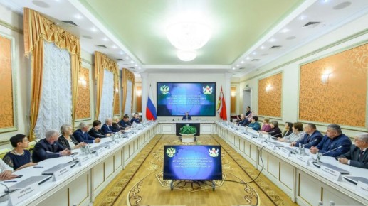 В преддверии Дня народного единства выдающимся воронежцам вручили государственные награды