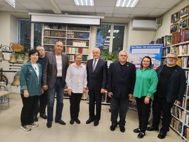 Виктор Тройнин встретился с воронежцами в рамках проекта «Наставники: мудрость вне времени. 2025»