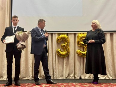 Сегодня мы отмечаем важное событие – 97-я школа празднует 35-летний юбилей