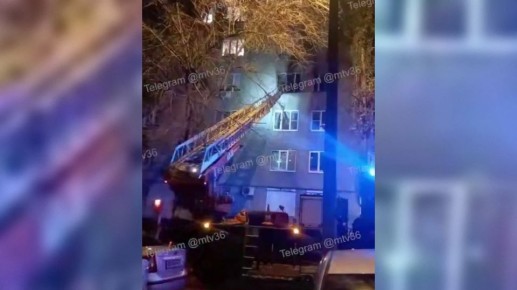В Воронеже после пожара в девятиэтажке госпитализировали мужчину