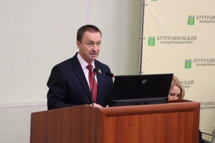 Александр Головков избран главой Бутурлиновского муниципального района