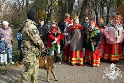 Представители Росгвардии в Воронеже приняли участие в городском мероприятии, посвященном Дню народного единства