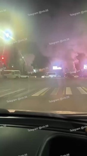 Воронежцам объяснили причину дыма на Ленинском проспекте