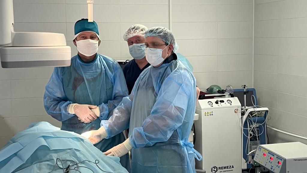 В районной больнице Воронежской области впервые выполнили имплантацию эндокардиального стимулятора