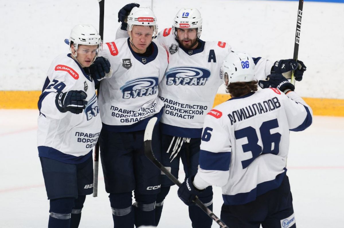 Воронежский «Буран» по буллитам выиграл у «Олимпии»
