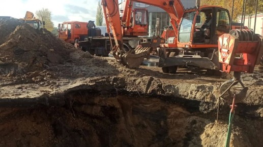 Еще 18 домов остались без воды из-за крупной коммунальной аварии в Левобережном районе Воронежа