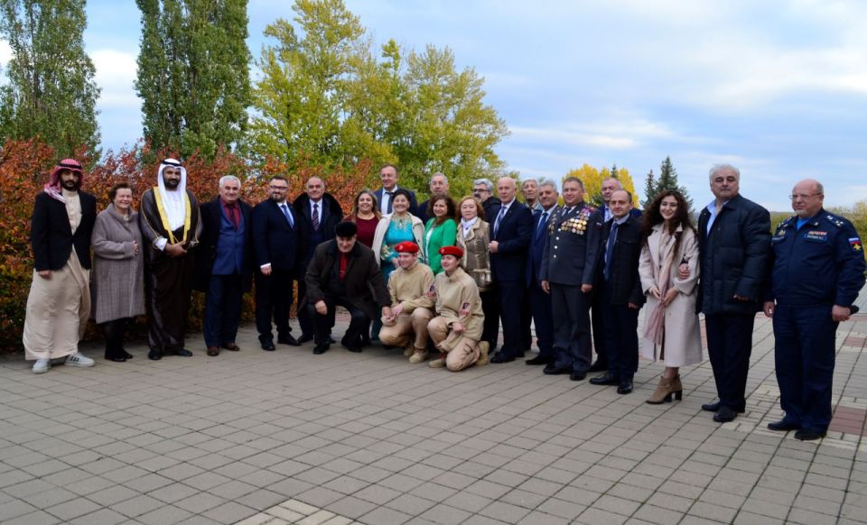 Александр Гусев обратился к членам Национальной палаты при Губернаторе в связи с её 15-летием: