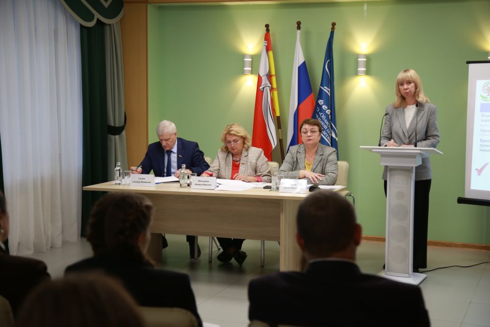 Состоялось выездное заседание Комитета по труду, социальной защите населения и делам защитников Отечества