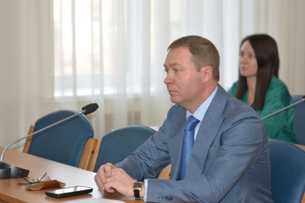 Депутаты настаивают на асфальтировании всех дорог частного сектора в пятилетний срок