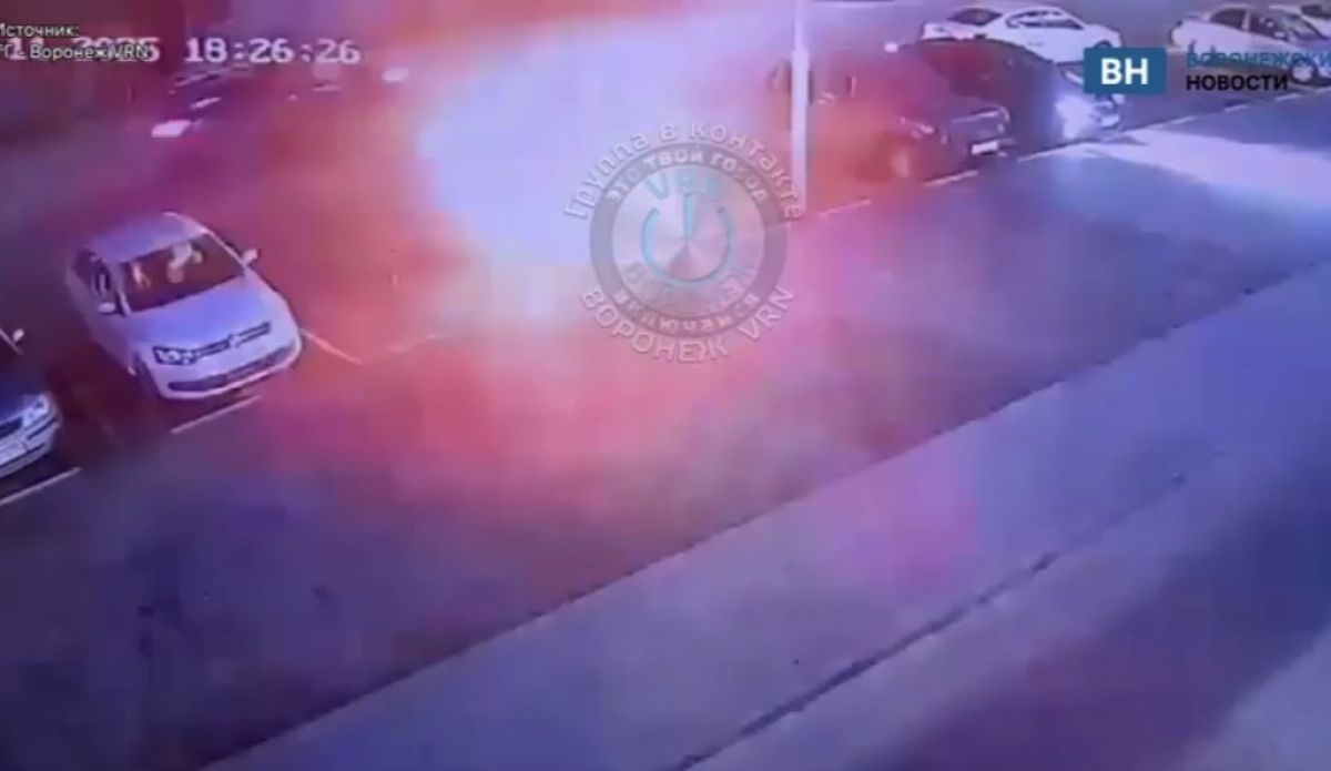 Задержан спаливший на камеру авто в Воронежской области