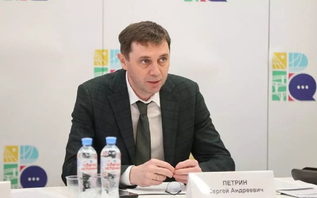 Глава Воронежа Сергей Петрин прокомментировал обращения граждан в связи с изменением схемы движения автобусного маршрута №50, который теперь не заезжает в микрорайон Лесная поляна