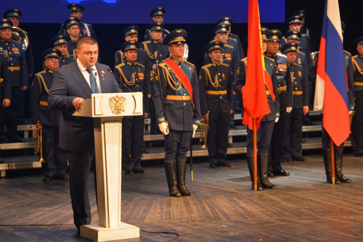 Председатель Воронежской гордумы Андрей Дьяченко поздравил сотрудников региональной ФНС с профессиональным праздником