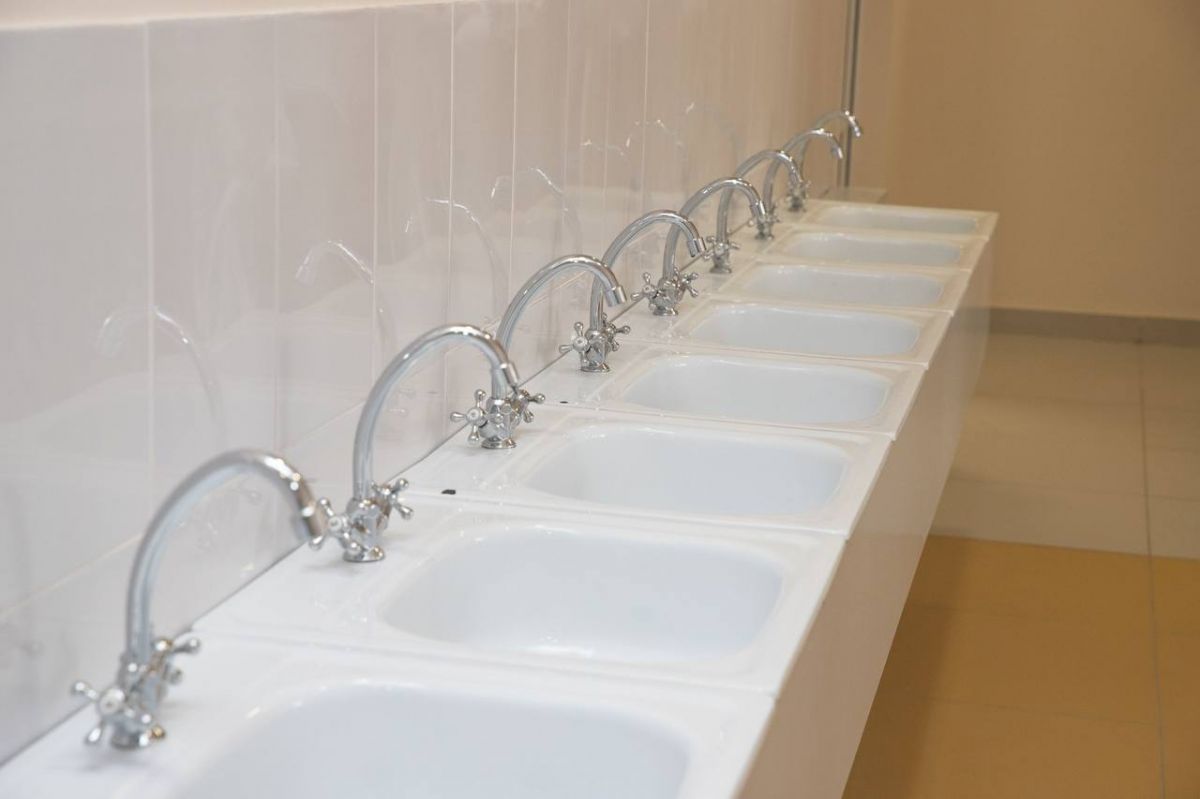 Воронежская школьница пожаловалась Мизулиной, что учителя не отпускают детей в туалет во время урока