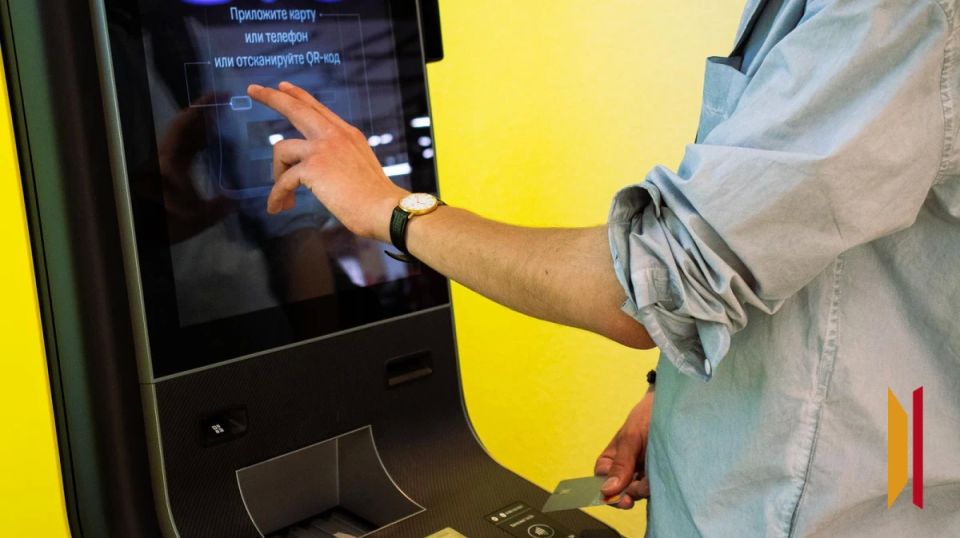 ����������� ������� ����� �������� ������������ ������ � ���������� ���������� 900 ��� ������