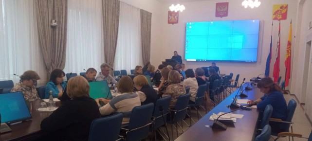 Сотрудник регионального следственного управления СК России принял участие в совещании с руководителями образовательных учреждений