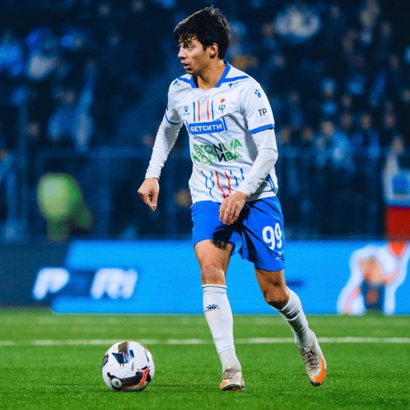 «Факел» забивает гол «Уфе» на первой минуте