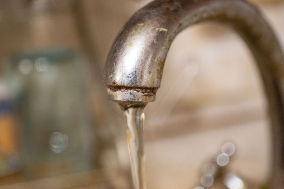 В ближайшие часы горячая вода вернется в дома Коминтерновского района