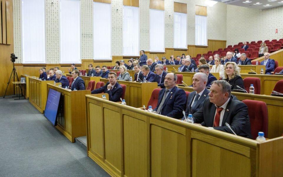 На четвертом заседании Воронежской областной Думы VIII созыва парламентарии приняли решение о продлении действия компенсации детям-сиротам за наем жилья